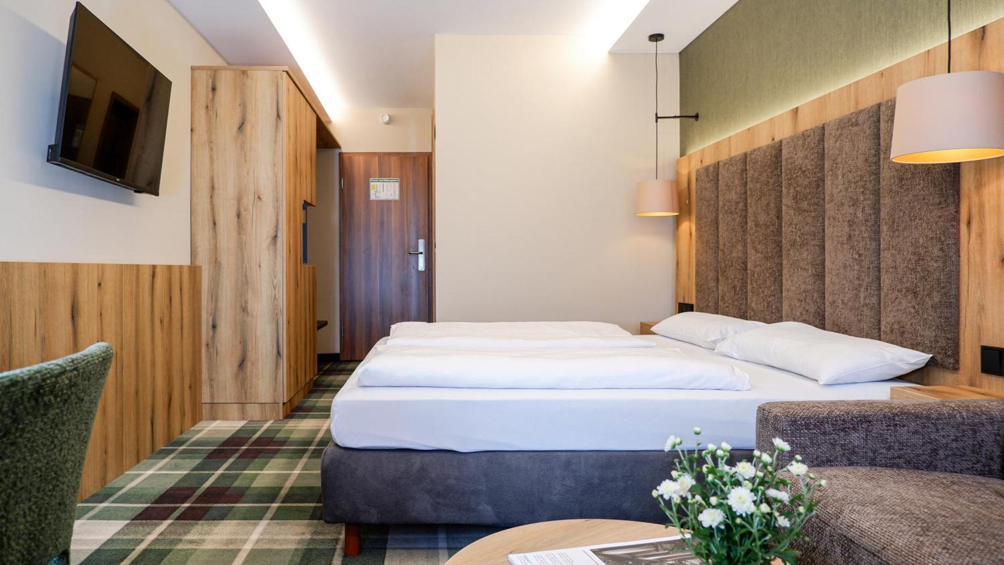 Hotel Restaurant Erber Ismaning Zewnętrze zdjęcie