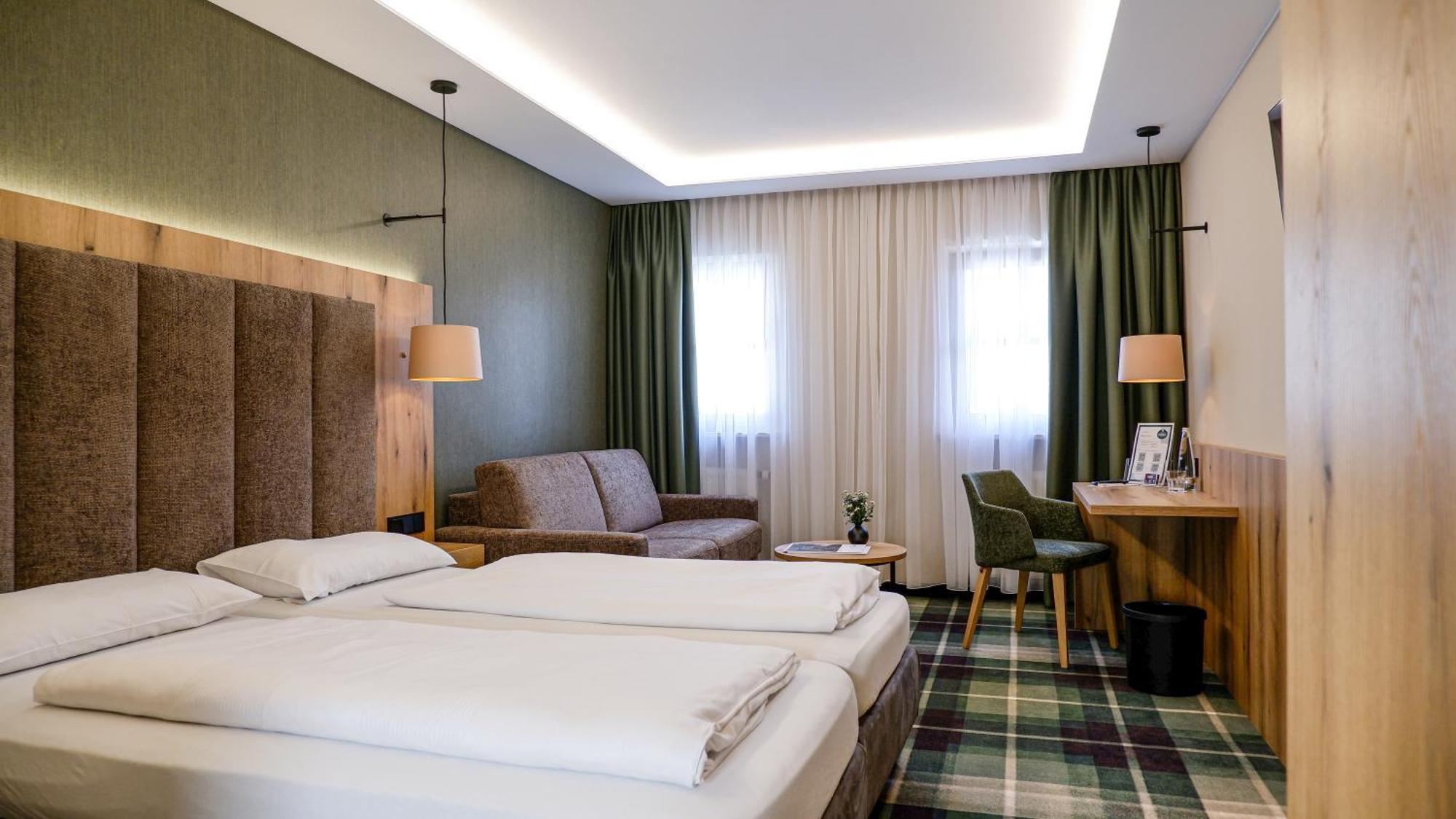 Hotel Restaurant Erber Ismaning Zewnętrze zdjęcie