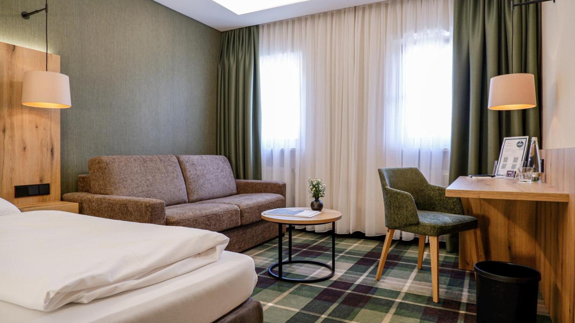 Hotel Restaurant Erber Ismaning Zewnętrze zdjęcie