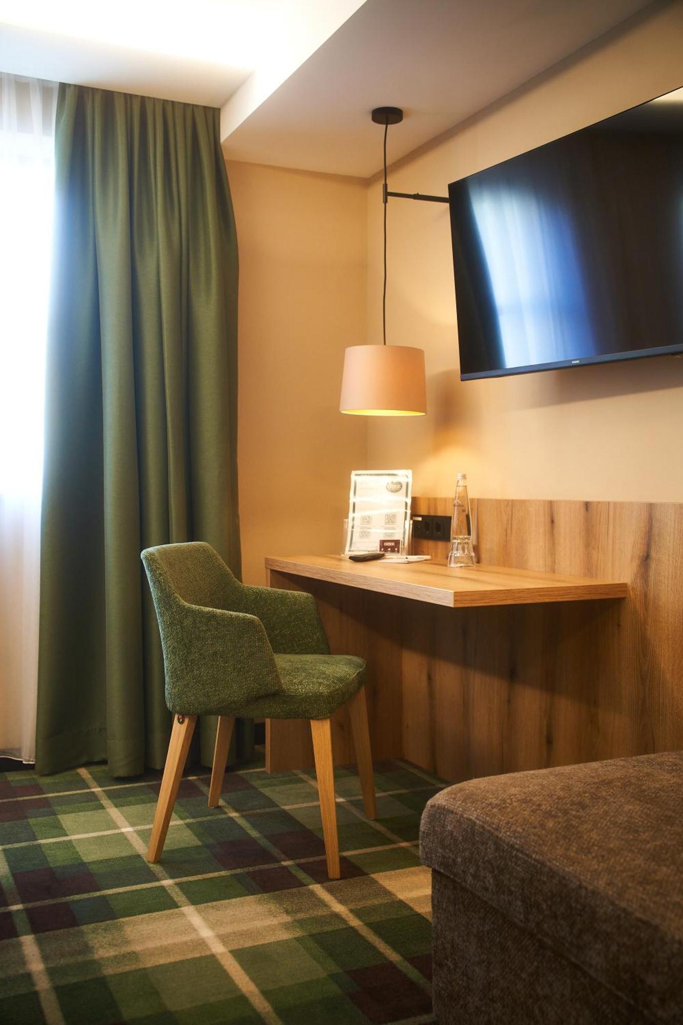 Hotel Restaurant Erber Ismaning Zewnętrze zdjęcie